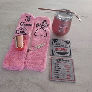 NWOT Retirement Gift Box for Her